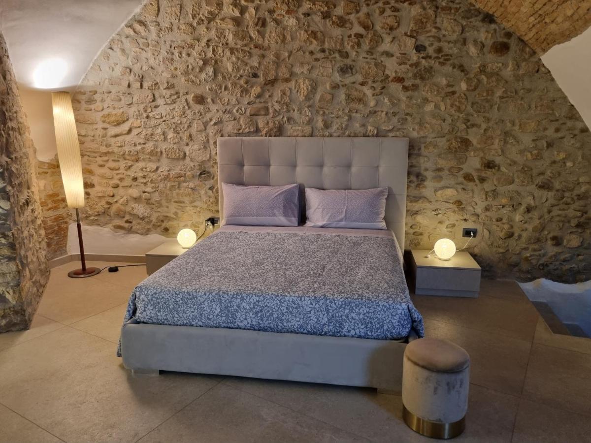 Suite D'Avalos Venosa Exterior photo