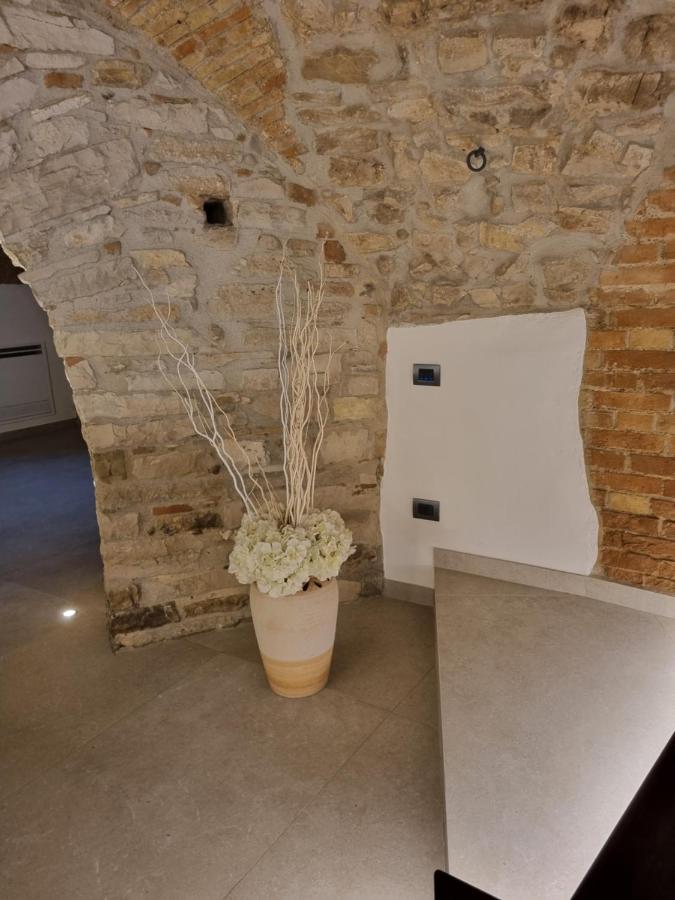 Suite D'Avalos Venosa Exterior photo