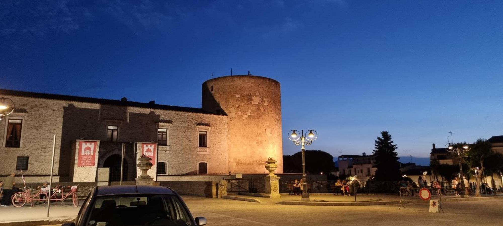Suite D'Avalos Venosa Exterior photo